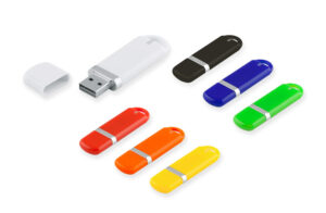 USB флаш памет 64GB — пластмаса